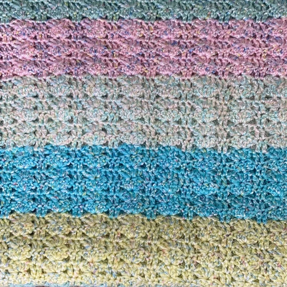 Handmade Pastel Stripped Crochet Baby Blanket Scalloped Trim 40”x40”
